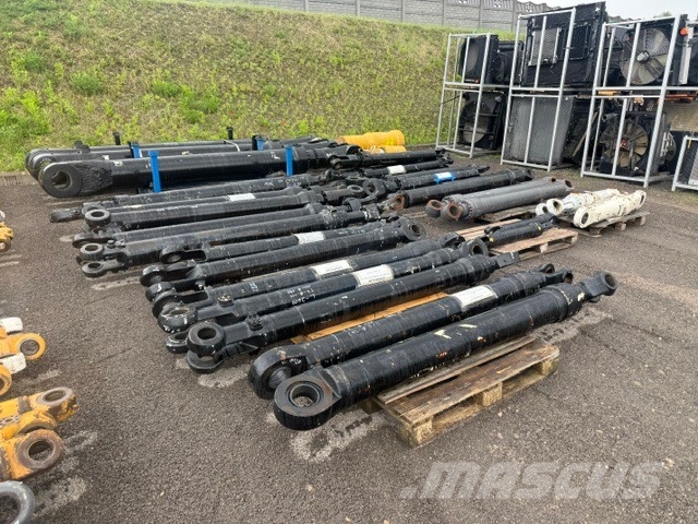 Volvo LARGE HYDRAULIC CYLINDER WEIGHT 480 Hidráulicos