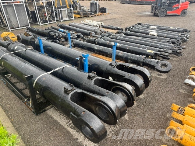 Volvo LARGE HYDRAULIC CYLINDER WEIGHT 480 Hidráulicos