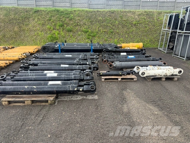 Volvo LARGE HYDRAULIC CYLINDER WEIGHT 480 Hidráulicos