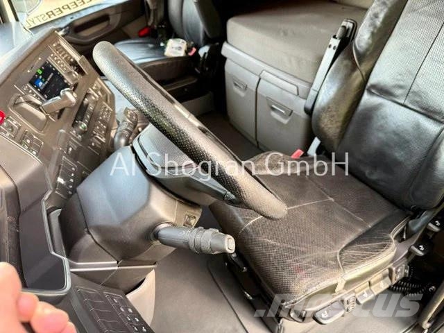 Scania S520 V8 / Voll Luft / Retarder / Euro 6 Nyergesvontatók