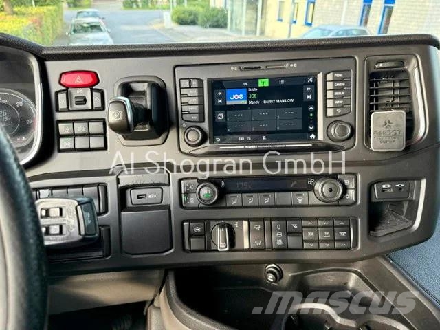 Scania S520 V8 / Voll Luft / Retarder / Euro 6 Nyergesvontatók