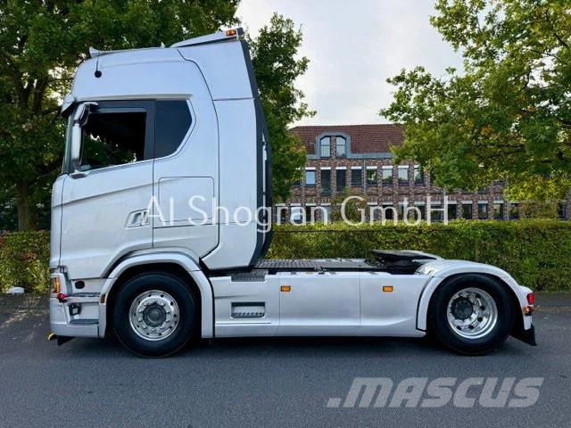 Scania S520 V8 / Voll Luft / Retarder / Euro 6 Nyergesvontatók