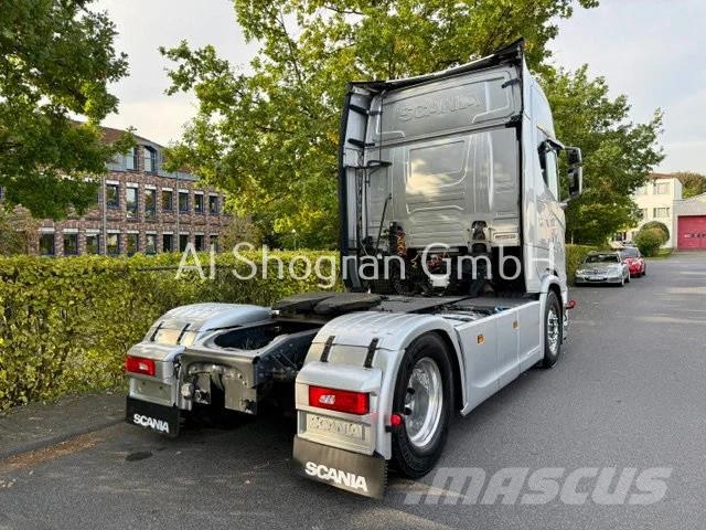 Scania S520 V8 / Voll Luft / Retarder / Euro 6 Nyergesvontatók