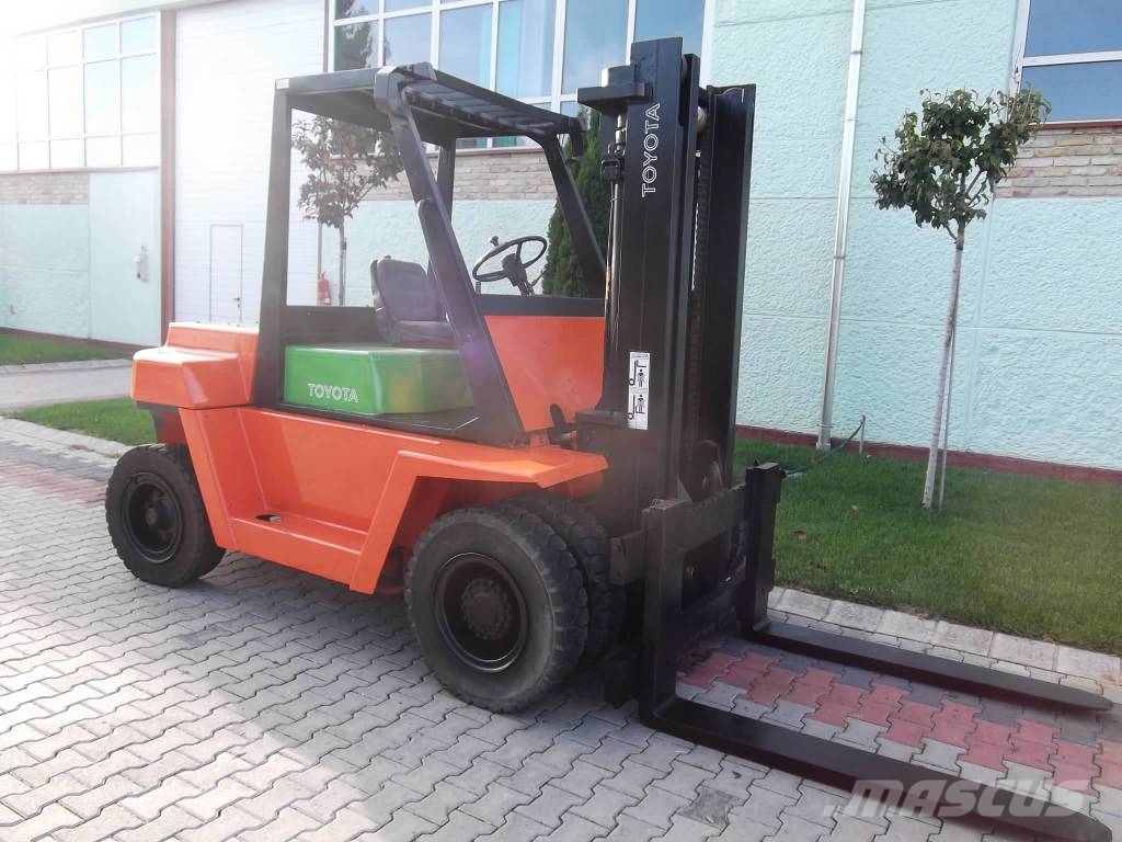 Toyota 3 FD 60 V-2013 OB Dízel targoncák
