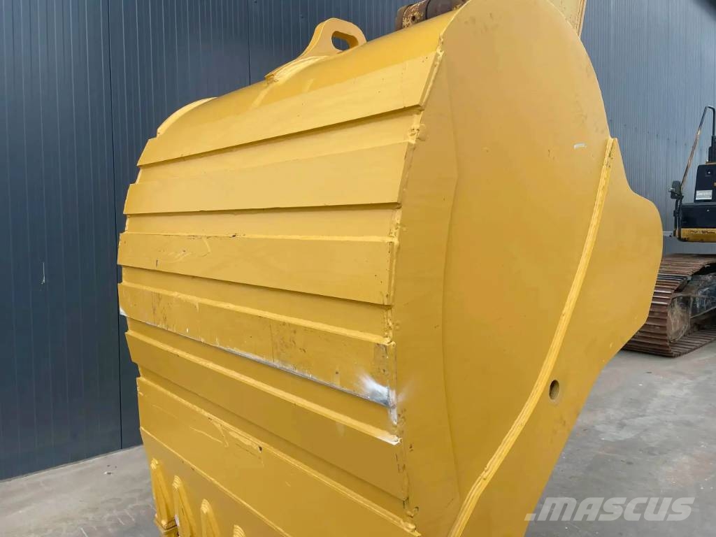 CAT 349 - UB دلاء