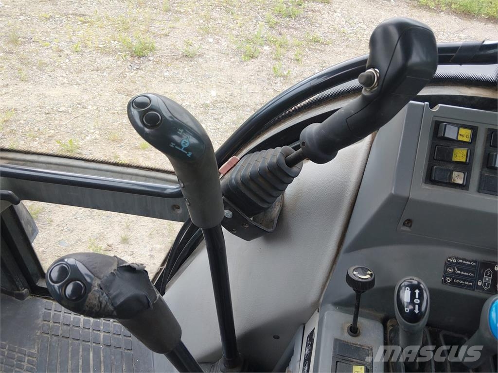 Valtra 8150 HiTech الجرارات