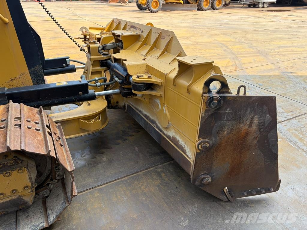 CAT D4 LGP 15A (D6K / D6K2) 크롤러 도저
