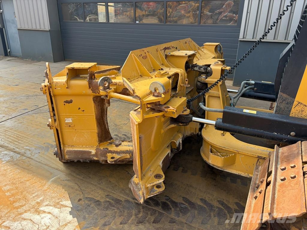 CAT D4 LGP 15A (D6K / D6K2) 크롤러 도저