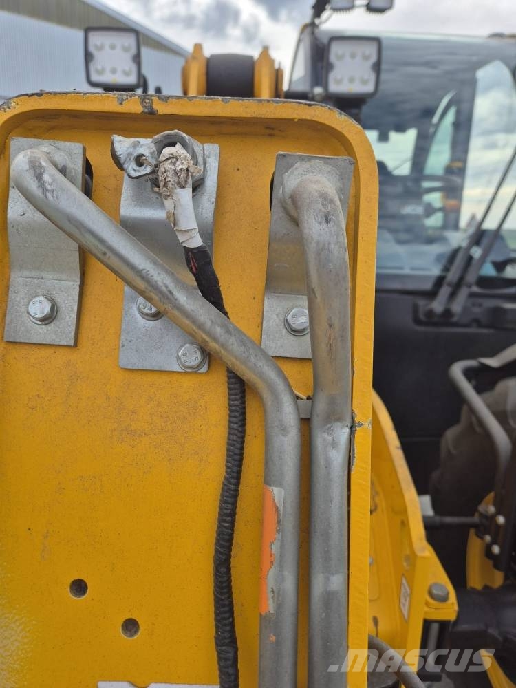 JCB 536-95 Agri Super Verreikers voor landbouw