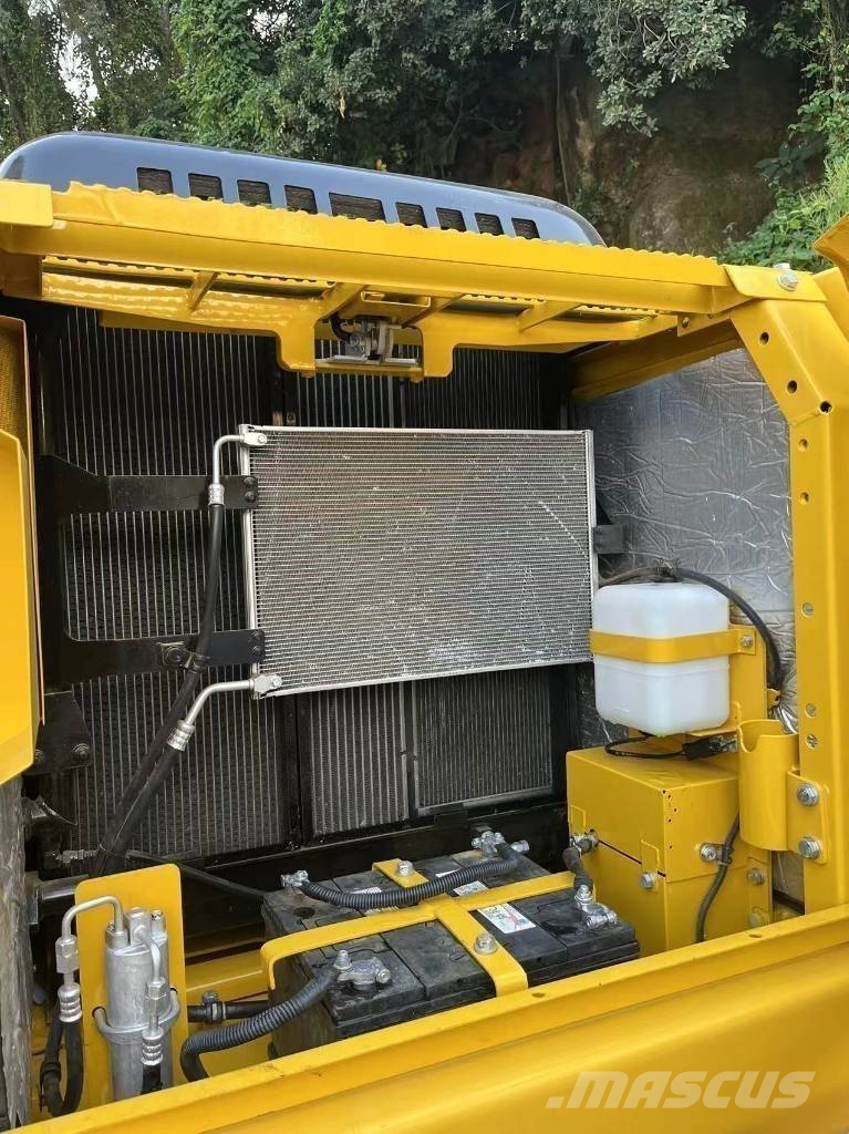 Komatsu PC 160 Escavatori cingolati