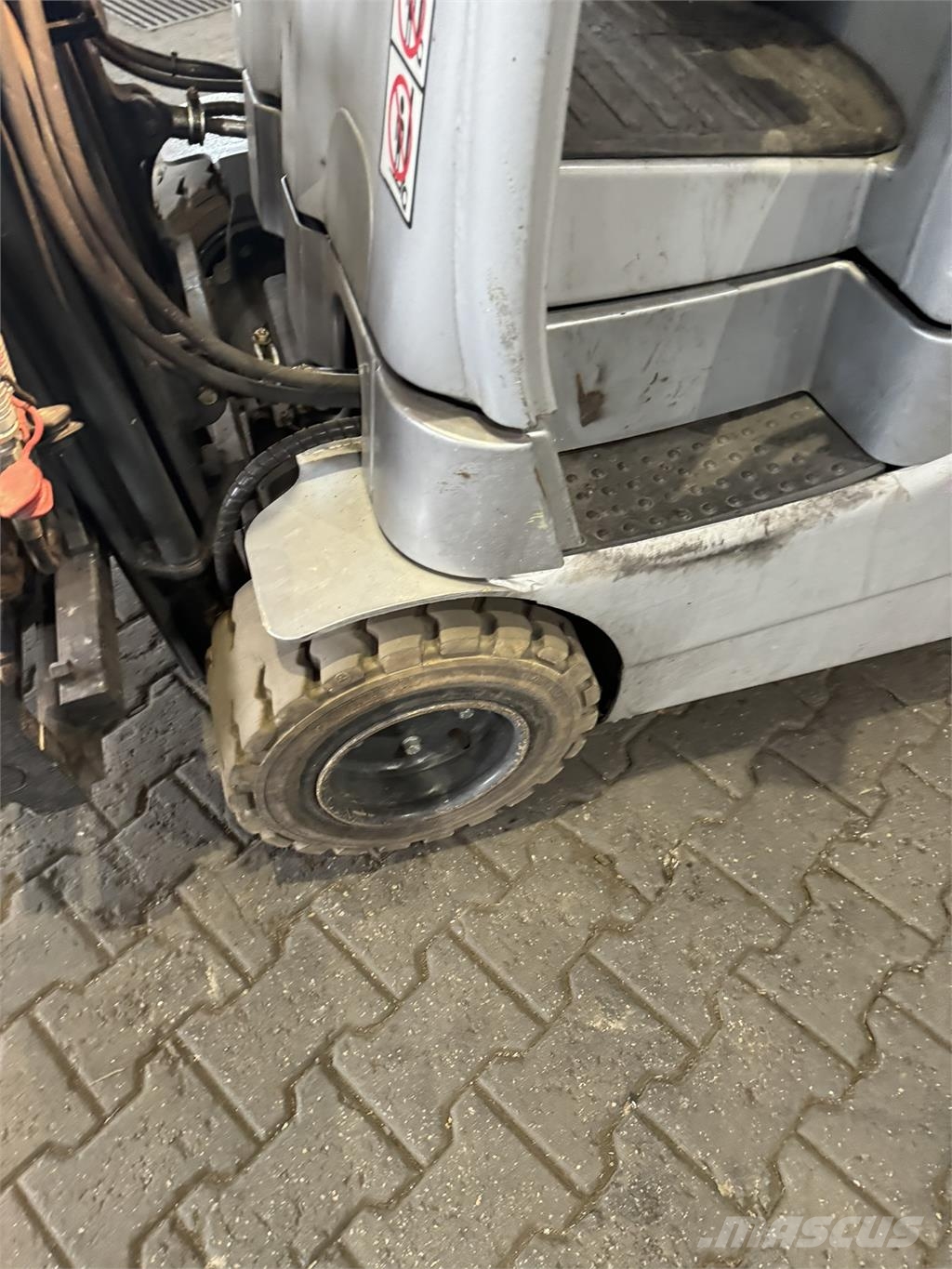 Still RX20-18PH --> res. CP 18.09.26! Electric forklifts