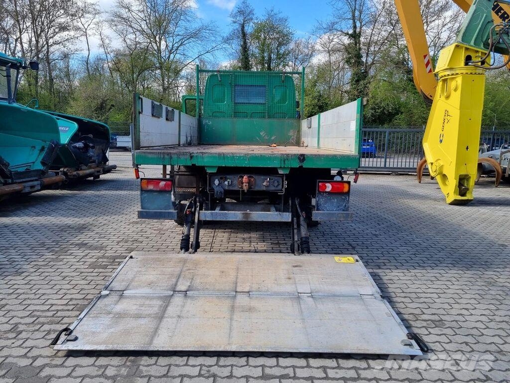 Renault Midlum 220.15 DCI / Ladebühne / Doka Camiones de cama baja