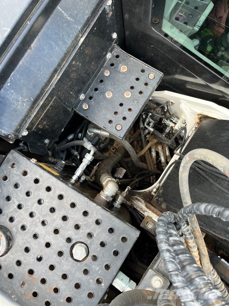 Hidromek HMK 140 LC H4 Koparki gąsienicowe