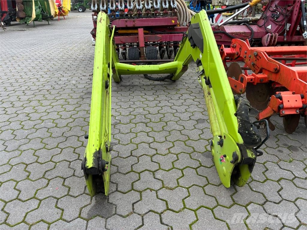 CLAAS FL 140 ماكينات زراعية - غير ذلك