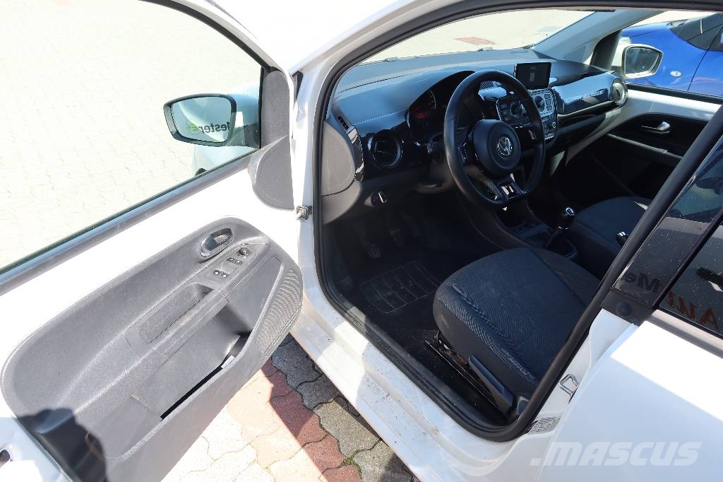 Volkswagen UP PKWs