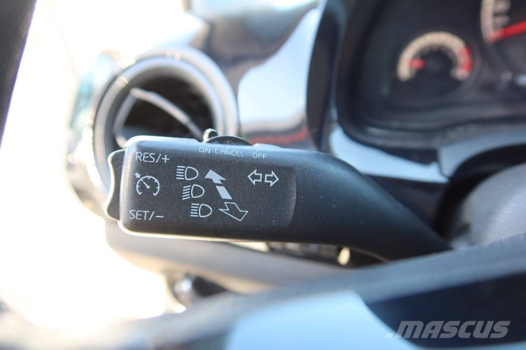 Volkswagen UP PKWs