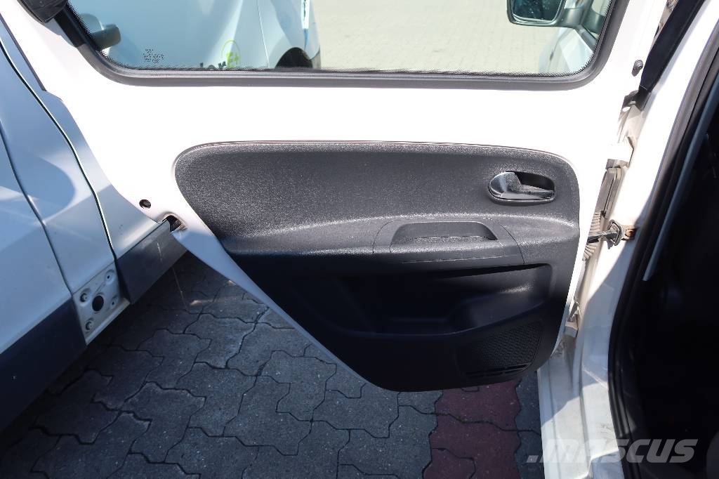 Volkswagen UP PKWs