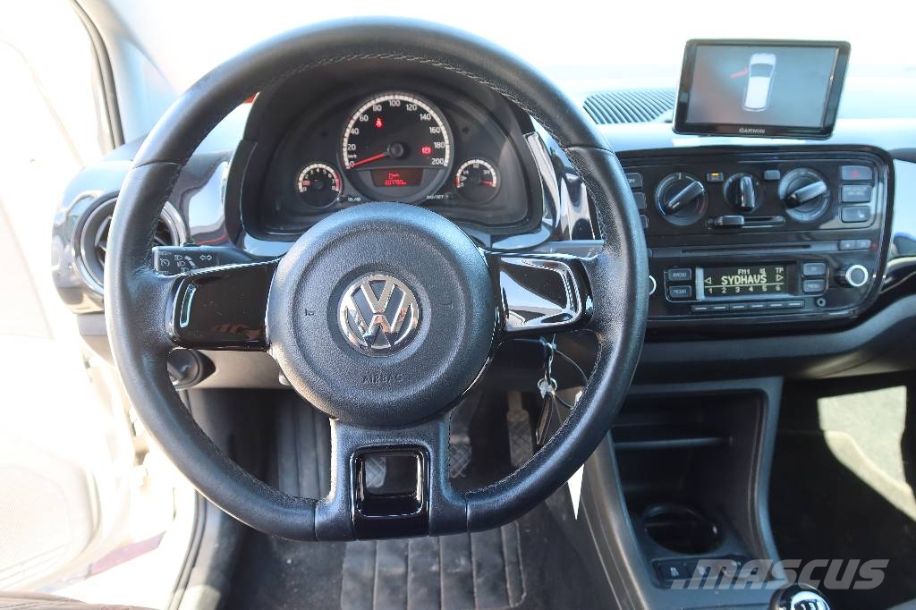 Volkswagen UP PKWs