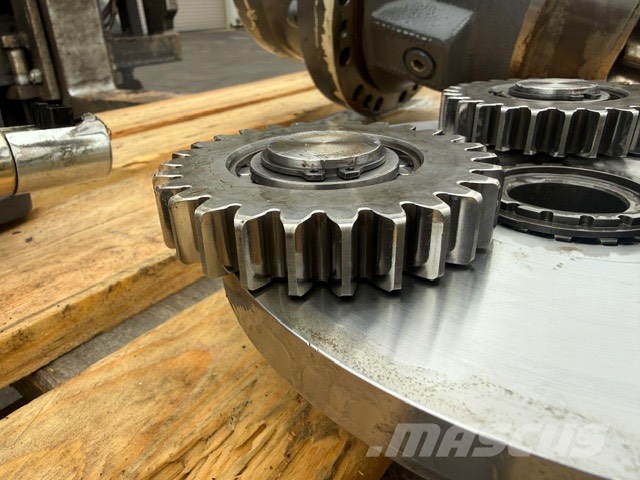 Terex Fuchs SWING GEARS Transmisión