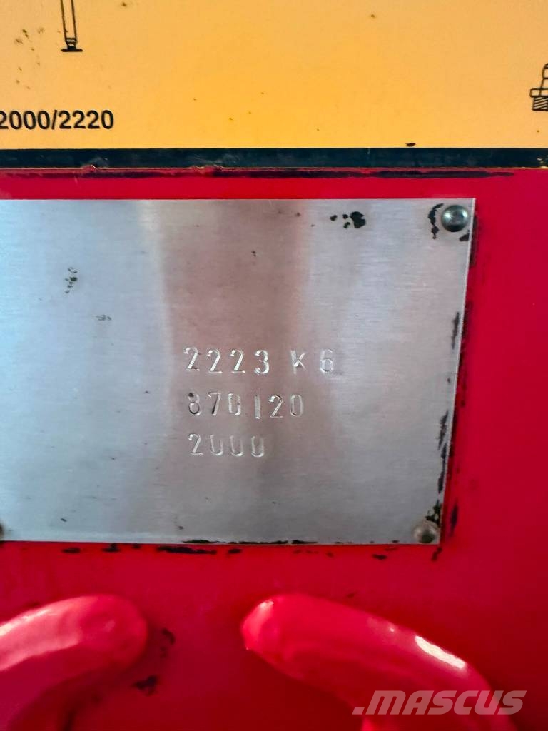 HMF 2223 K5 رافعات تحميل