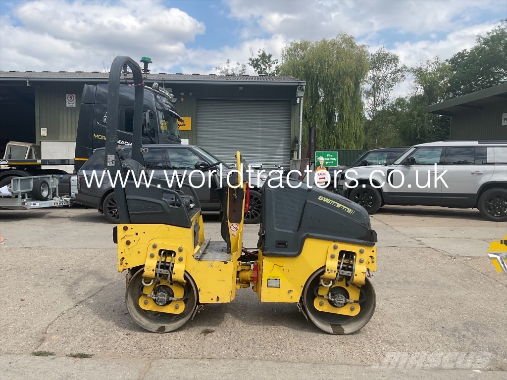 Bomag BW 80 AD Ikerdobos hengerek