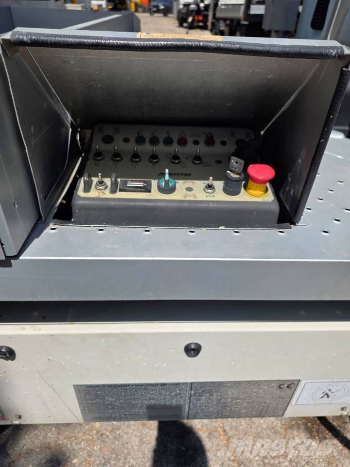 Multitel MZ 250 المنصات الهوائية المثبتة على شاحنة