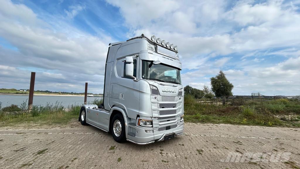 Scania 590S V8 NGS Highline 4x2 | Full air | Park cool | Sattelzugmaschinen