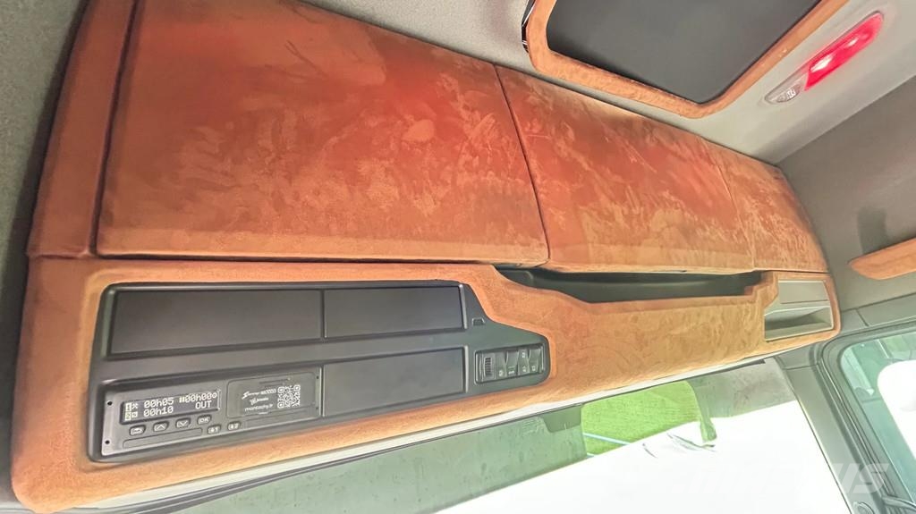 Scania 590S V8 NGS Highline 4x2 | Full air | Park cool | Sattelzugmaschinen