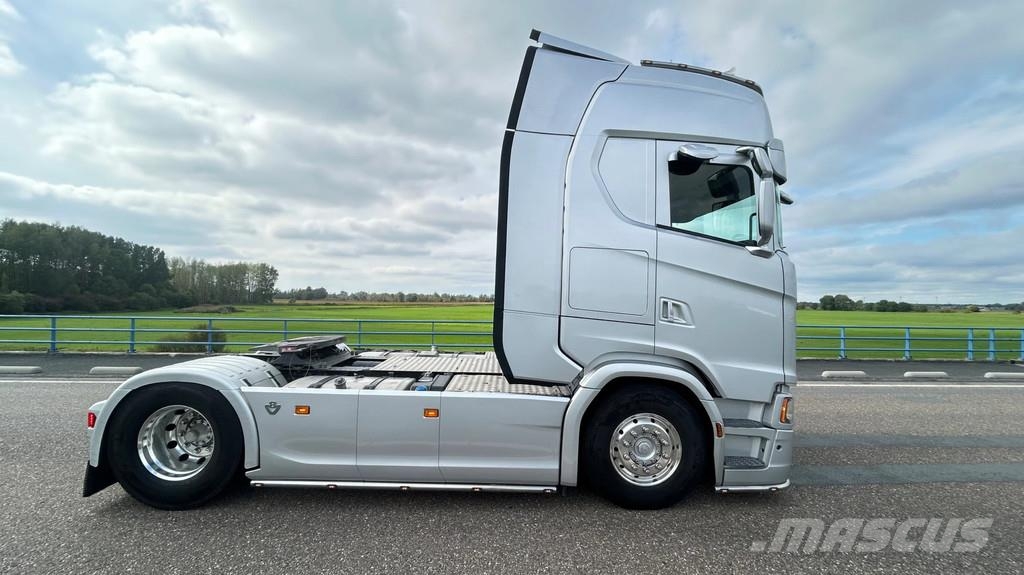 Scania 590S V8 NGS Highline 4x2 | Full air | Park cool | Sattelzugmaschinen