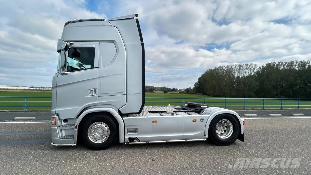 Scania 590S V8 NGS Highline 4x2 | Full air | Park cool | Ťahače