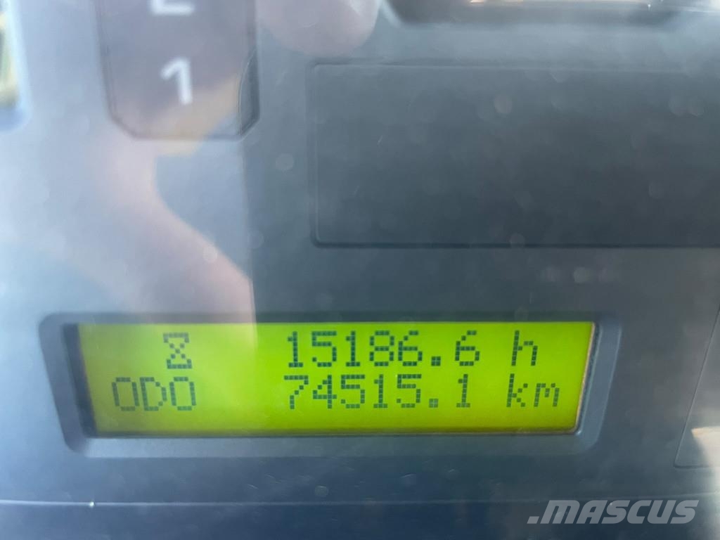 Komatsu HM300 Zglobni demperi