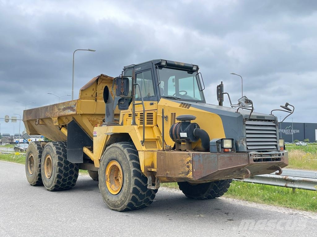 Komatsu HM300 Zglobni demperi