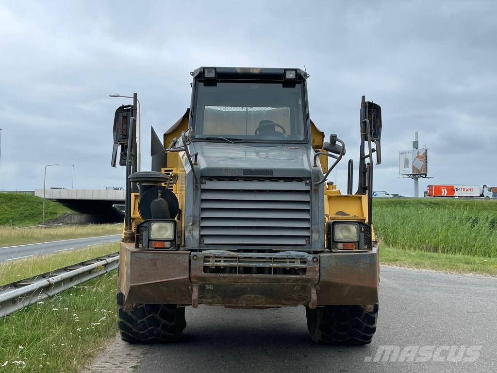 Komatsu HM300 Zglobni demperi