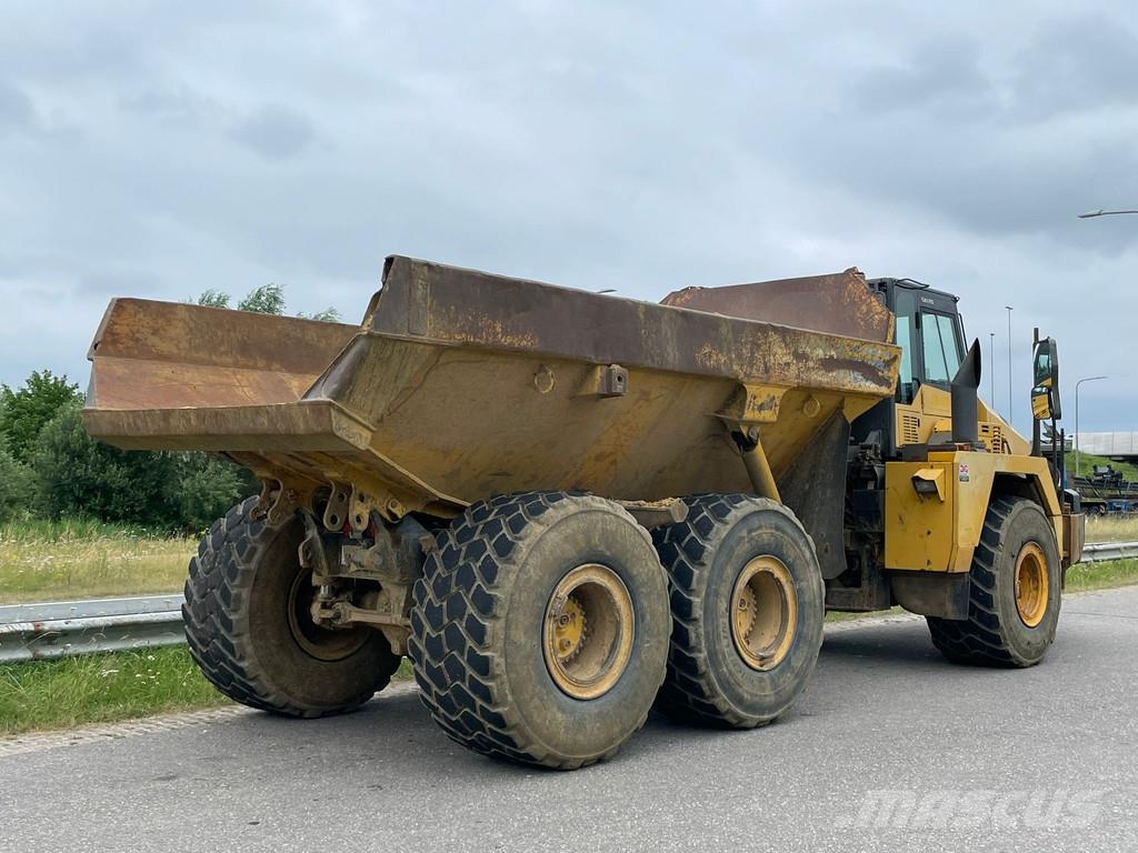 Komatsu HM300 Zglobni demperi