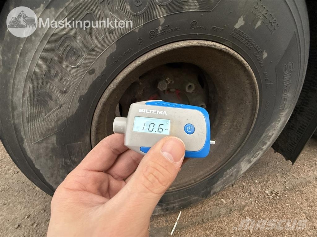 Ekeri S8-D Reboques baú