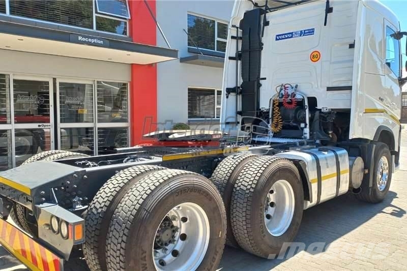 Volvo FH440 with Lifting Axle 其他货车
