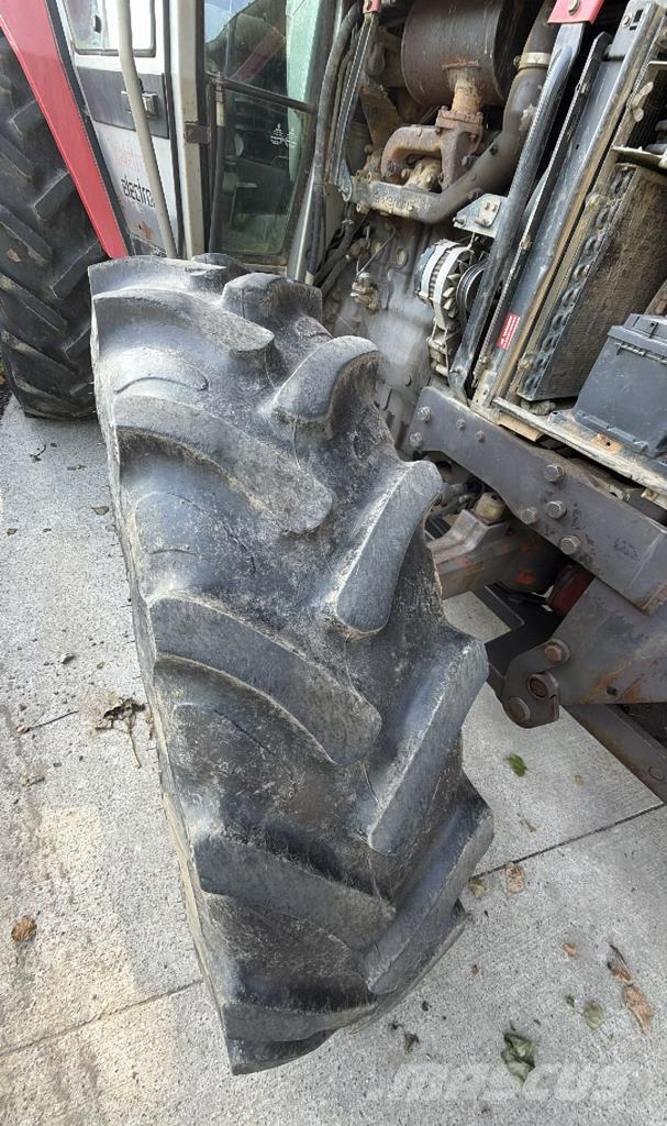 Massey Ferguson 3060 Traktori