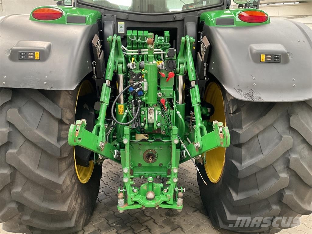 John Deere 6215R Tratores Agrícolas usados