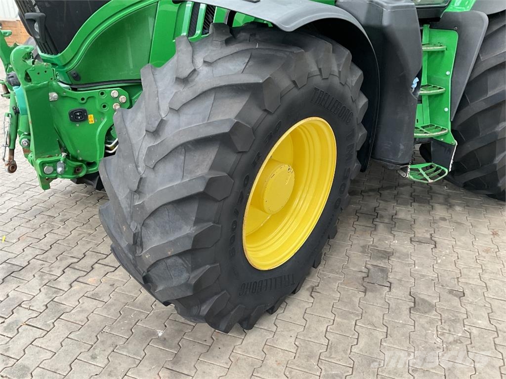 John Deere 6215R Tratores Agrícolas usados