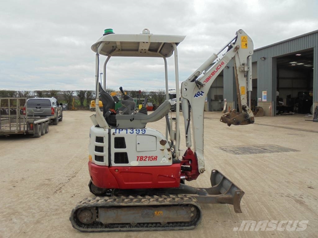 Takeuchi TB215R Mini bageri <7t