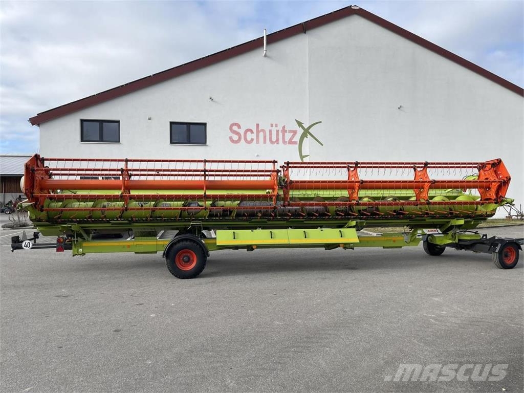 CLAAS V1050 mit Laserpilot links und rechts, Raps Combine harvester heads