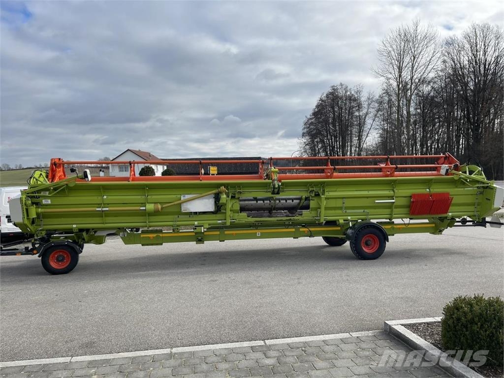 CLAAS V1050 mit Laserpilot links und rechts, Raps Combine harvester heads