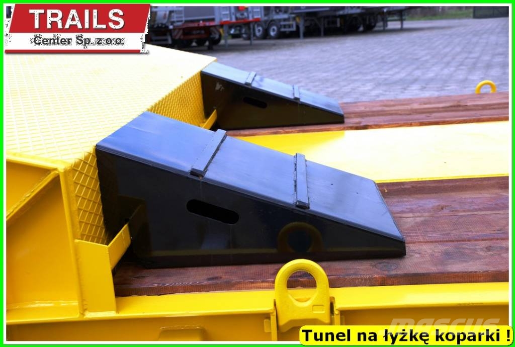 Mega Lowbed 4 axle, DMC 66,0 T, hydraulic ramps, PTO Diepladers