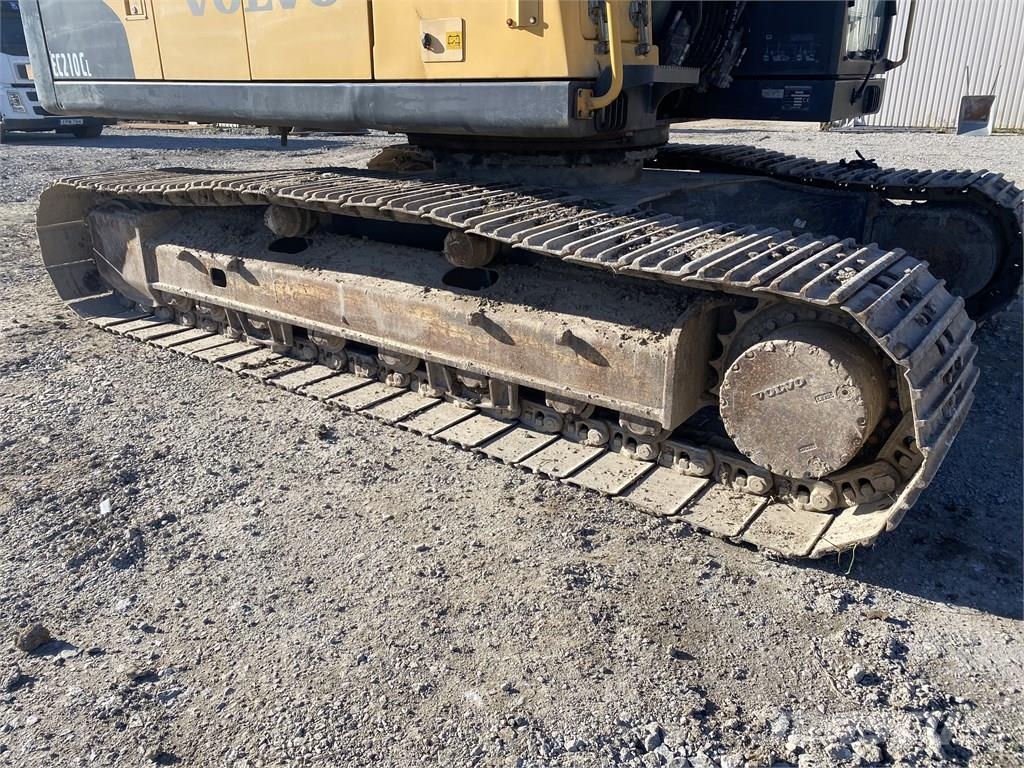 Volvo EC 210 C L Gravemaskiner på larvebånd