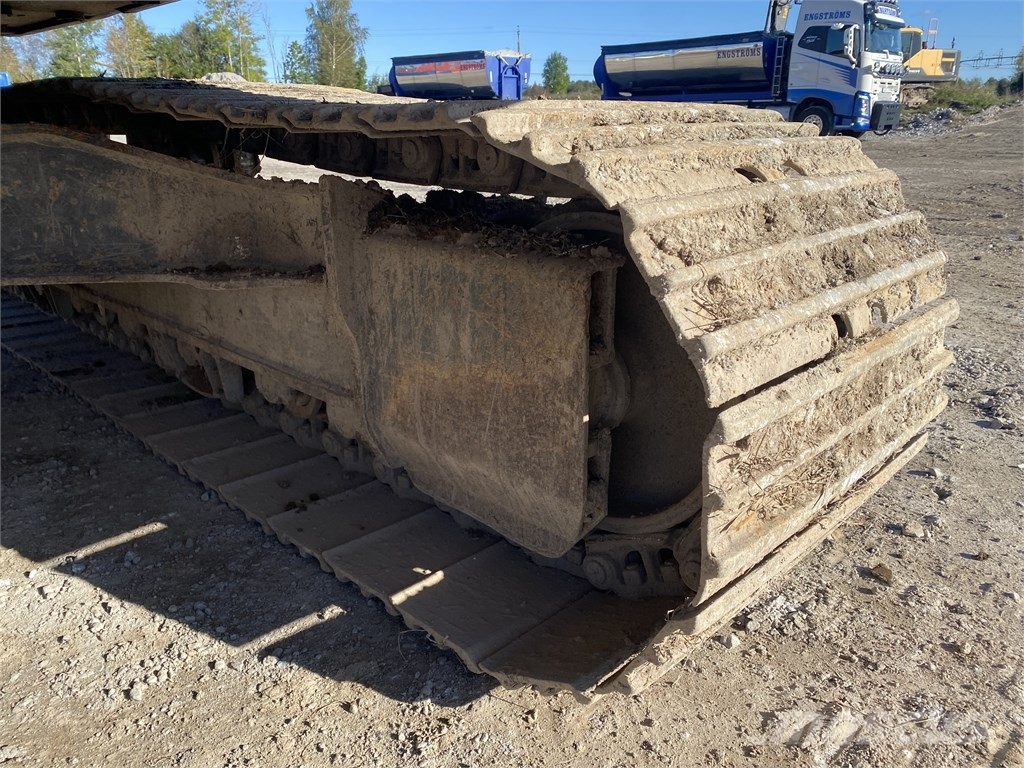 Volvo EC 210 C L Gravemaskiner på larvebånd