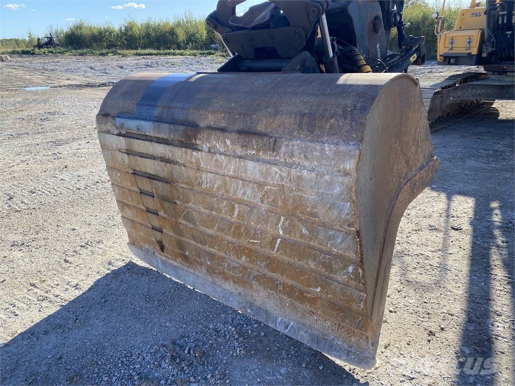 Volvo EC 210 C L Gravemaskiner på larvebånd