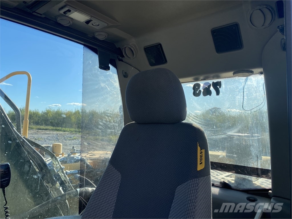 Volvo EC 210 C L Gravemaskiner på larvebånd