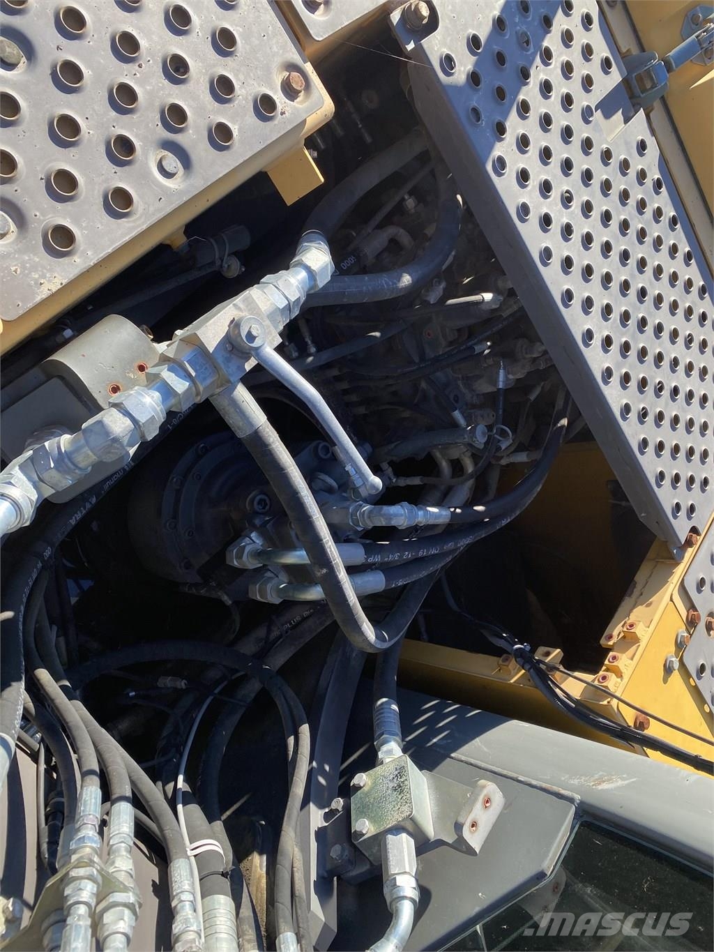 Volvo EC 210 C L Gravemaskiner på larvebånd