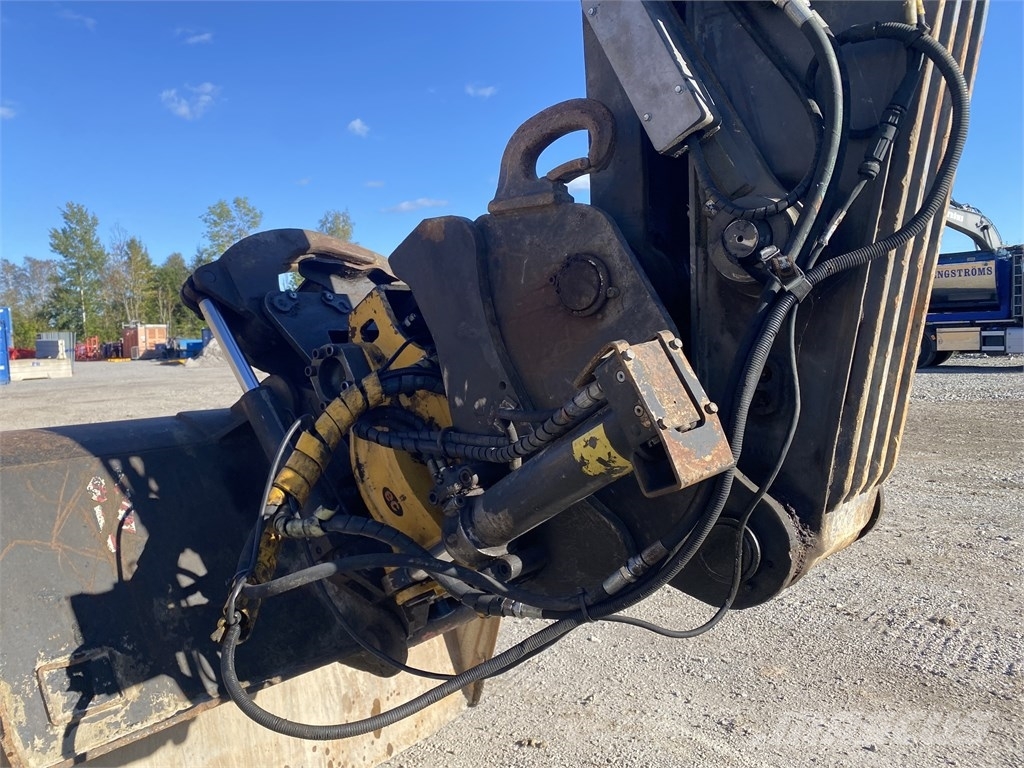 Volvo EC 210 C L Gravemaskiner på larvebånd