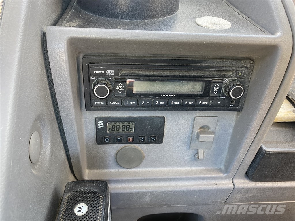 Volvo EC 210 C L Gravemaskiner på larvebånd